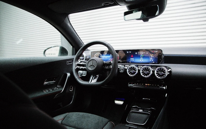 Mercedes-Benz Klasa A cena 184900 przebieg: 7, rok produkcji 2023 z Gniewkowo małe 254